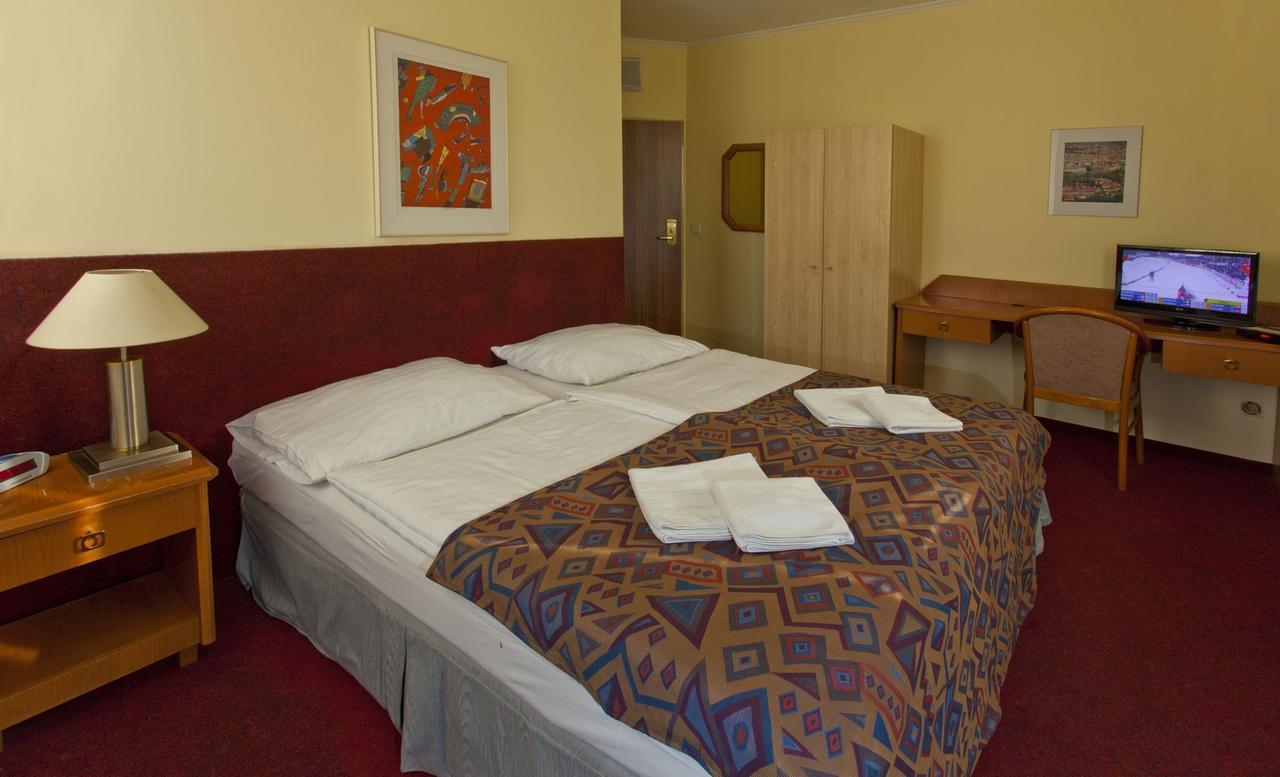 A Plus & Hostel Praha